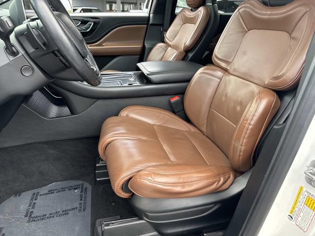 Used 2020 Lincoln Aviator Reserve w/ Equipment Group 202A image 21