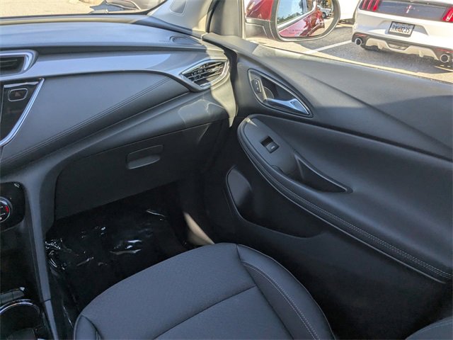 Used 2022 Buick Encore GX Select w/ Sport Touring Package image 18