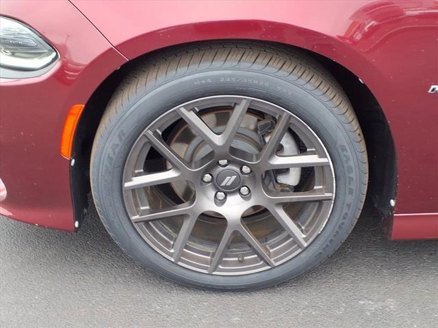 Used 2018 Dodge Charger R/T w/ Plus Group image 31