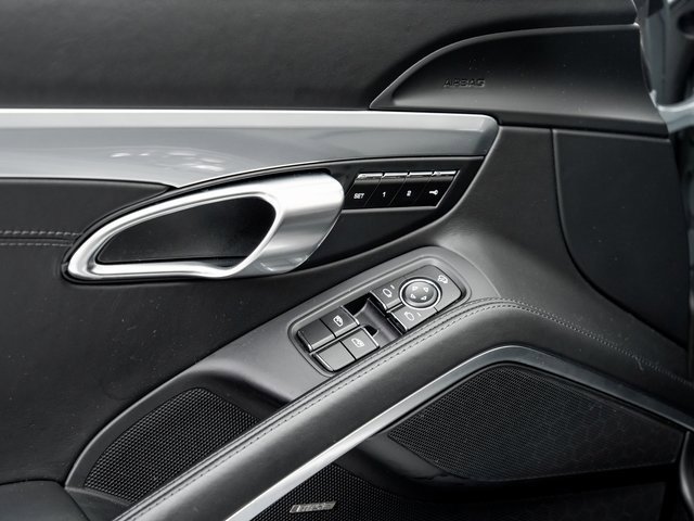 Certified 2025 Porsche 718 Boxster image 8