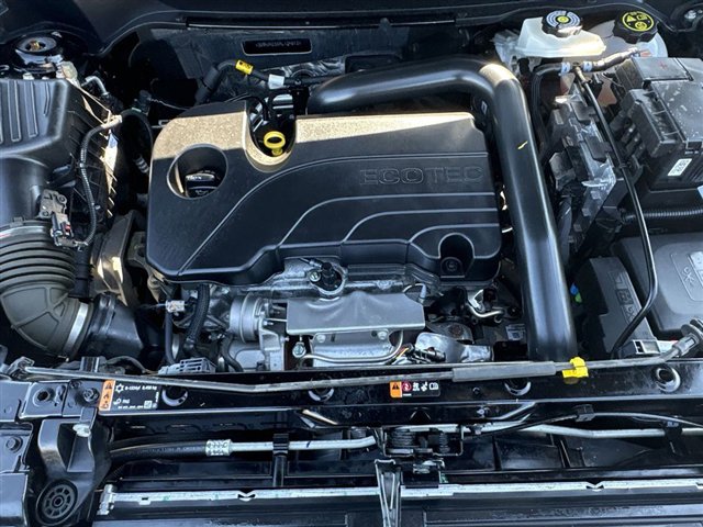 Certified 2024 Chevrolet Equinox LT w/ LPO, Floor Liner Package image 28