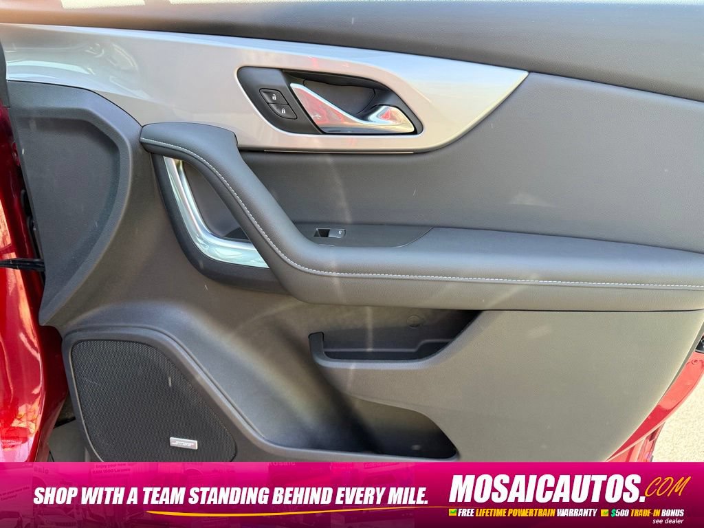 Used 2023 Chevrolet Blazer LT w/ Sound & Technology Package AWD/4WD image 9