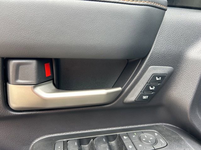Used 2026 Toyota 4Runner Platinum AWD/4WD image 16