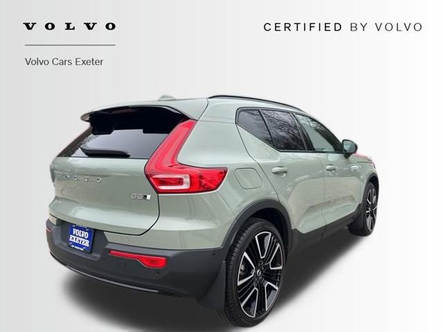 Certified 2025 Volvo XC40 B5 Ultra AWD/4WD image 10