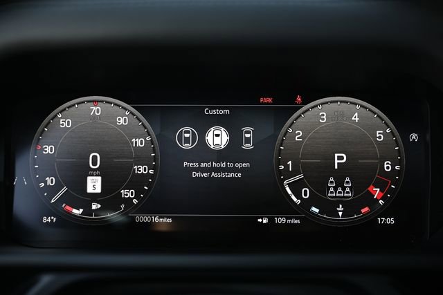 New 2026 Land Rover Defender 130 V8 AWD/4WD image 39