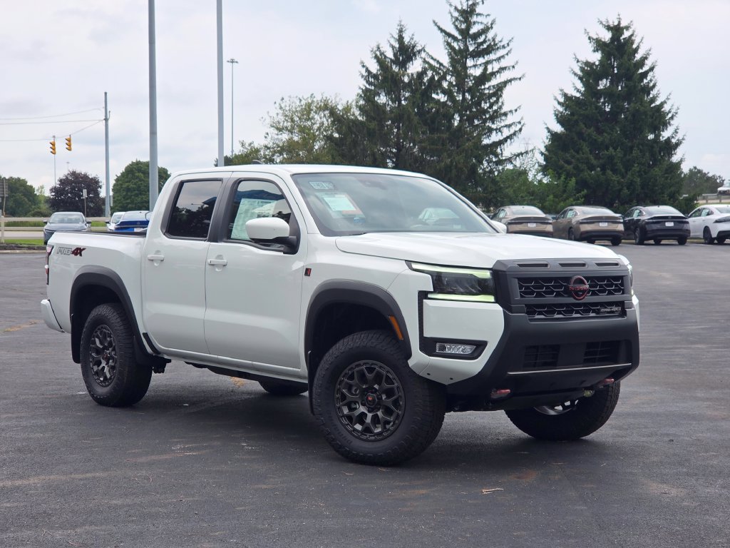 New 2026 Nissan Frontier PRO-4X w/ Pro-4x Convenience Package