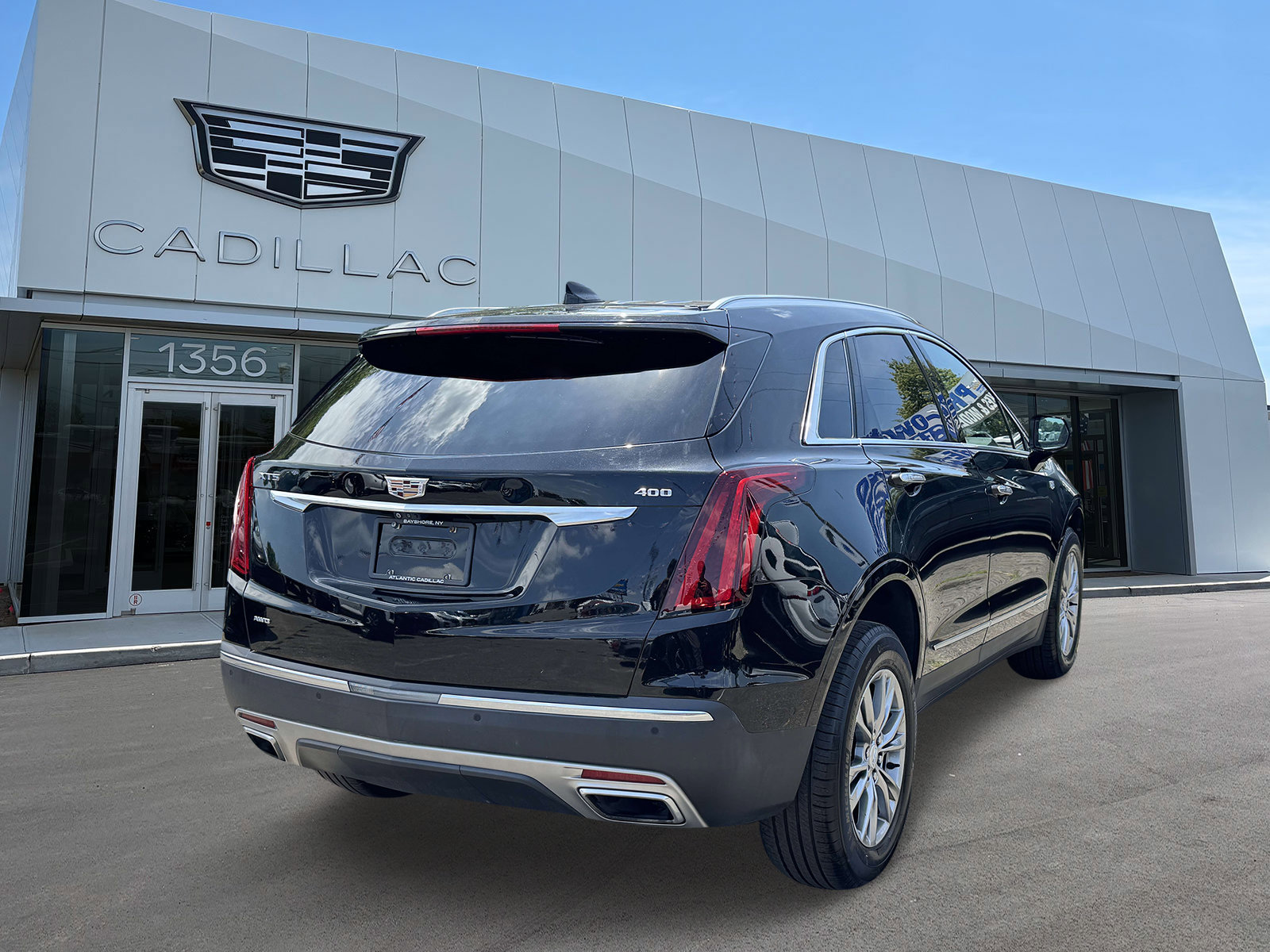 Used 2021 Cadillac XT5 Premium Luxury AWD/4WD image 3