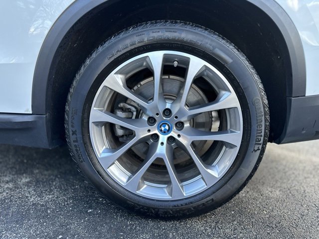 Used 2024 BMW X5 xDrive50e image 27