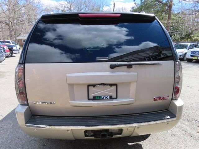 Used 2007 GMC Yukon Denali image 7