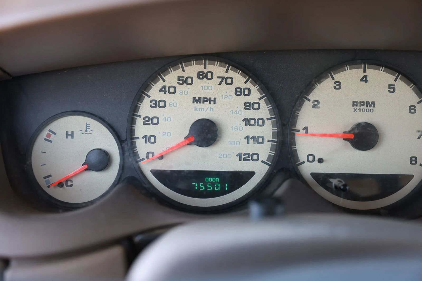 Used 2001 Dodge Neon Highline image 42