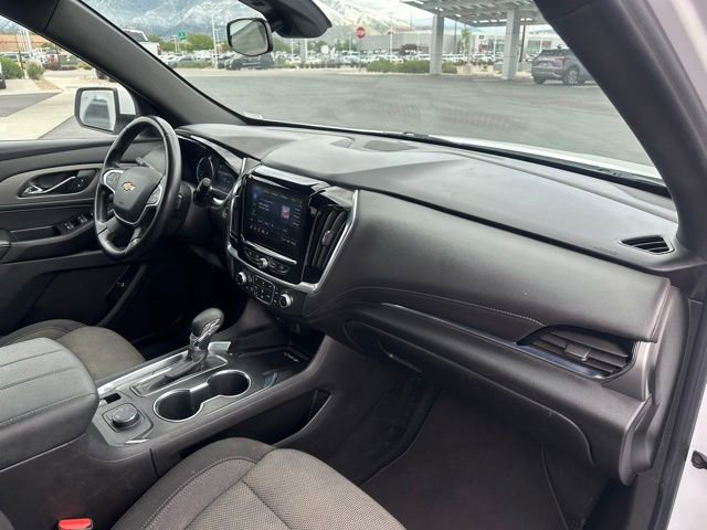 Certified 2023 Chevrolet Traverse LT AWD/4WD image 19