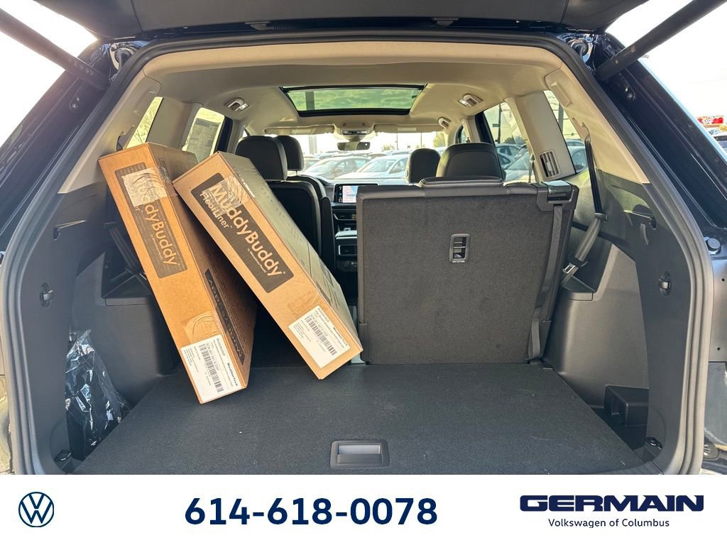 New 2026 Volkswagen Atlas SEL Premium R-Line image 15