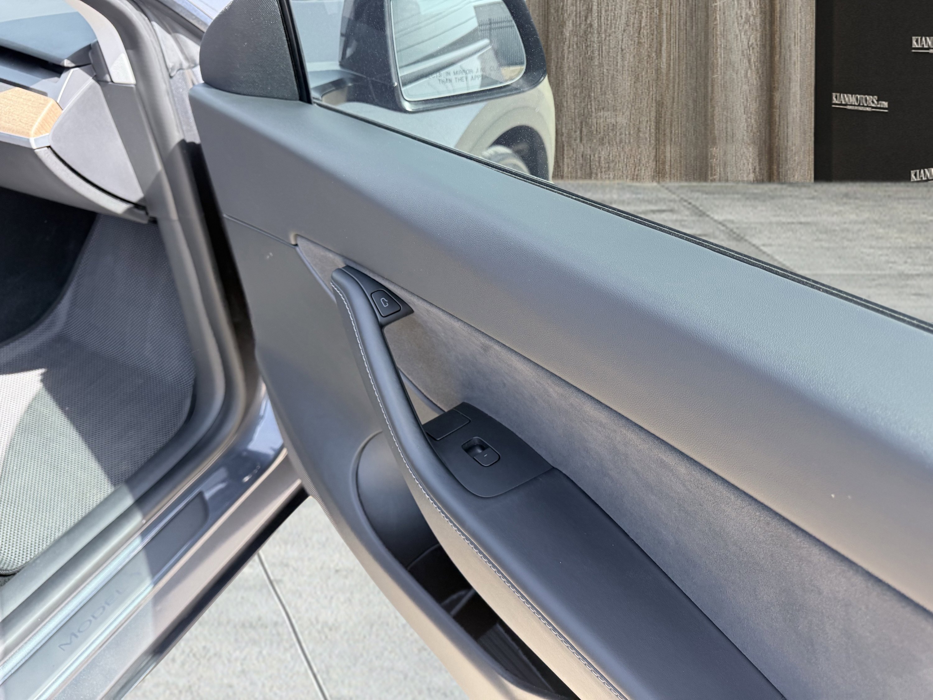 Used 2022 Tesla Model Y Performance image 38