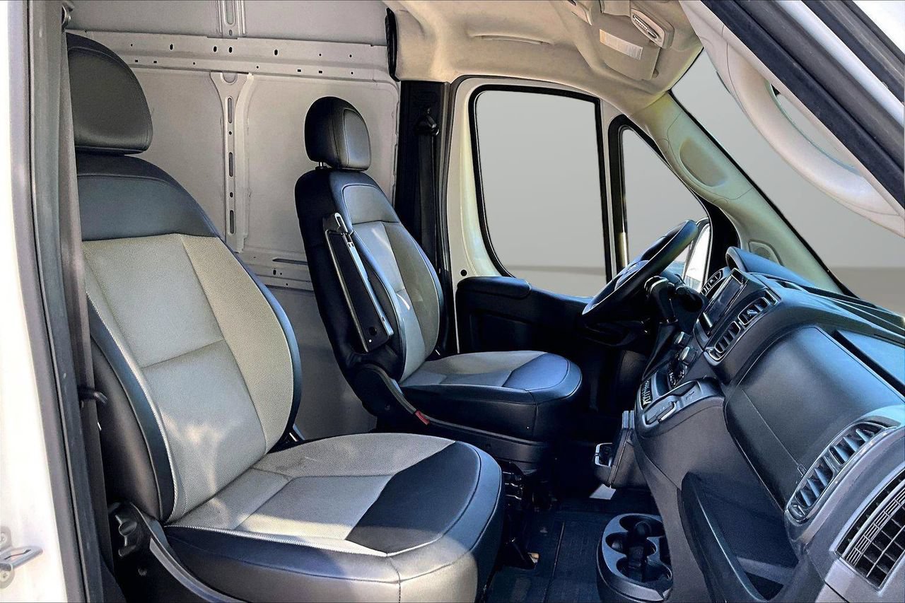 Used 2024 RAM ProMaster 2500 w/ Convenience Group FWD image 20