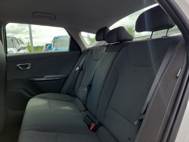 New 2026 Kia K4 FWD image 8