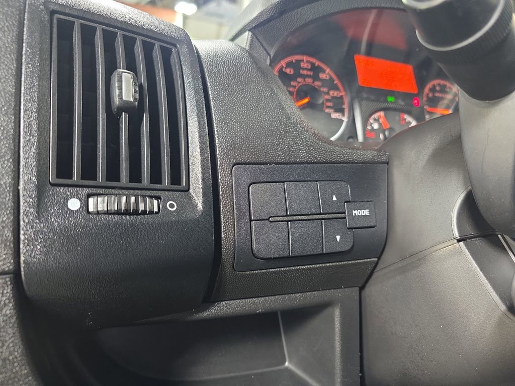 Used 2020 RAM ProMaster 1500 w/ Premium Appearance Group FWD image 22