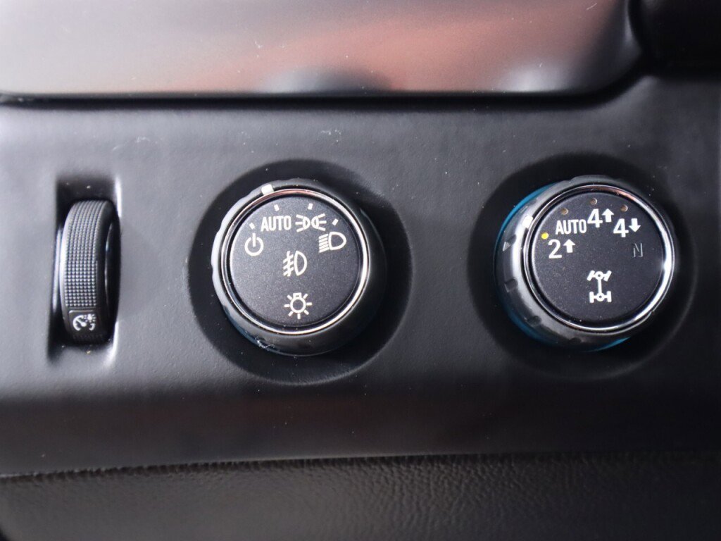 Used 2019 Chevrolet Tahoe Premier AWD/4WD image 10
