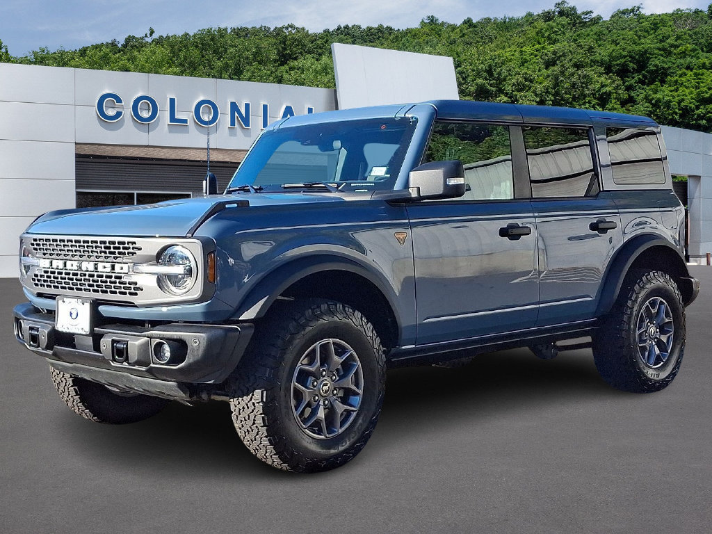 Certified 2025 Ford Bronco Badlands AWD/4WD image 3