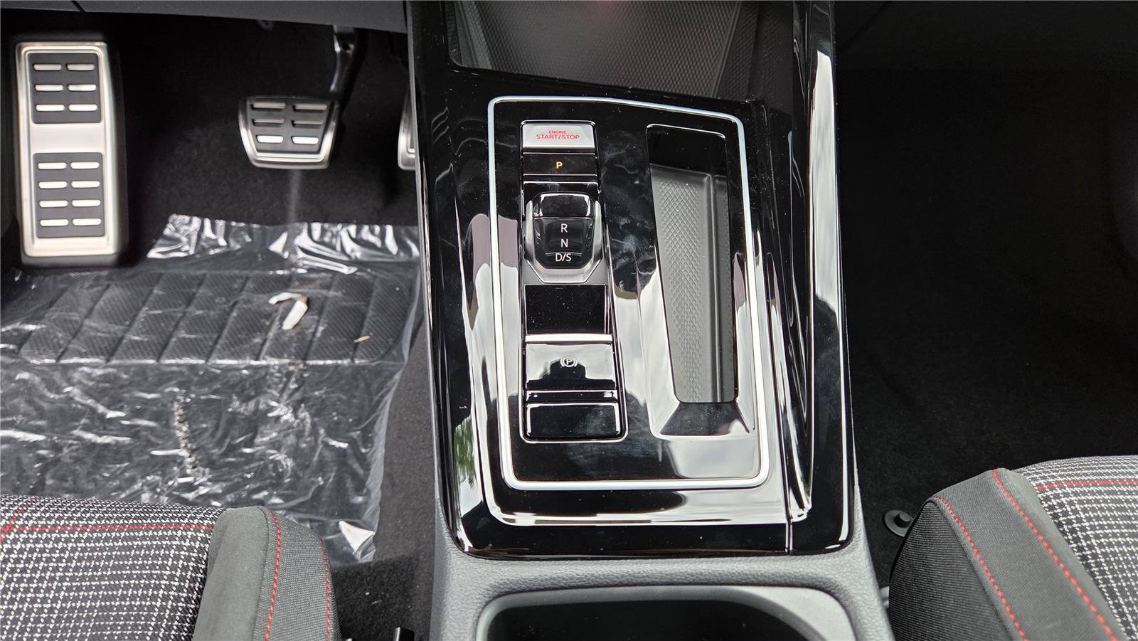 New 2026 Volkswagen GTI S FWD image 21
