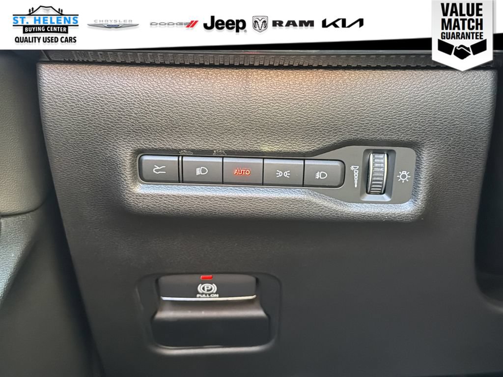 Used 2025 Jeep Wagoneer S Limited AWD/4WD image 17