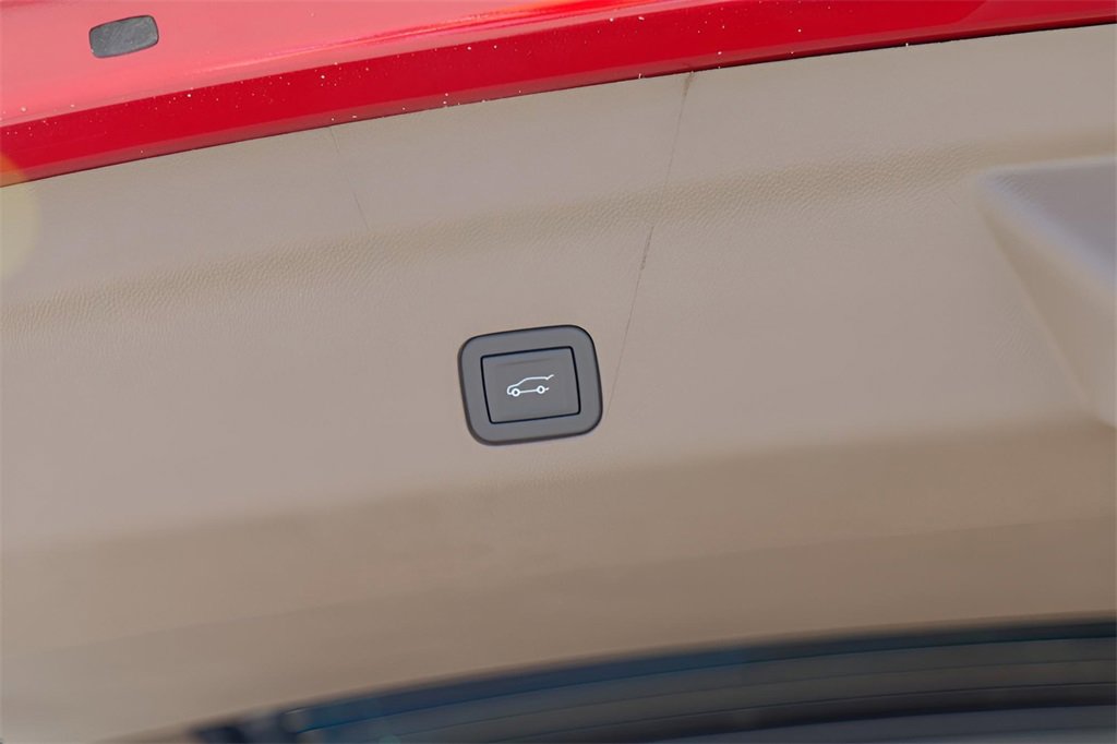 New 2026 GMC Yukon Denali w/ Sun & Power Step Package image 30