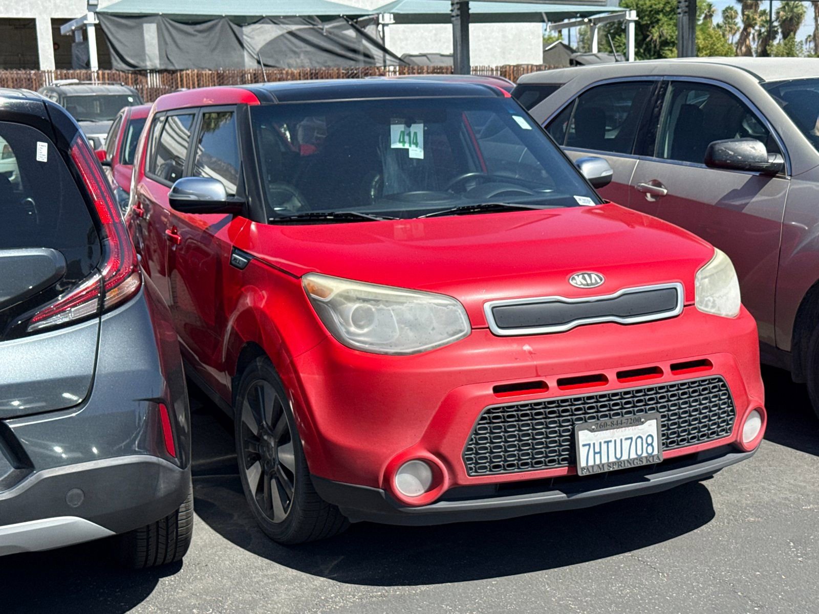 Used 2014 Kia Soul ! w/ Sun & Sound Package FWD image 2