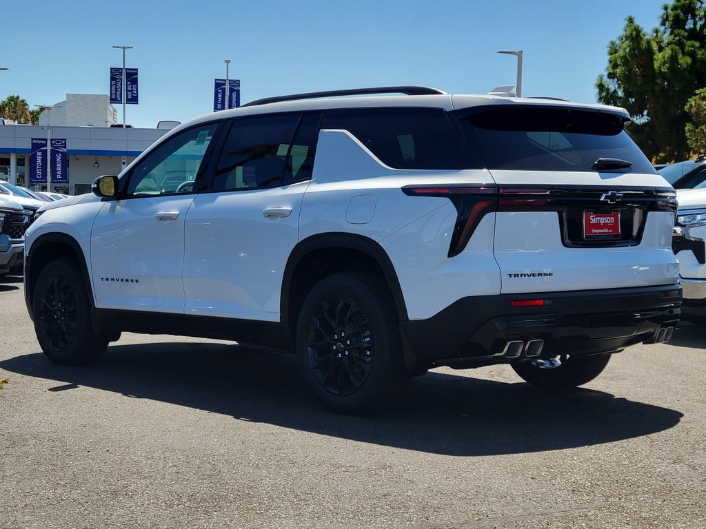 New 2026 Chevrolet Traverse LT w/ Midnight/Sport Edition FWD image 2