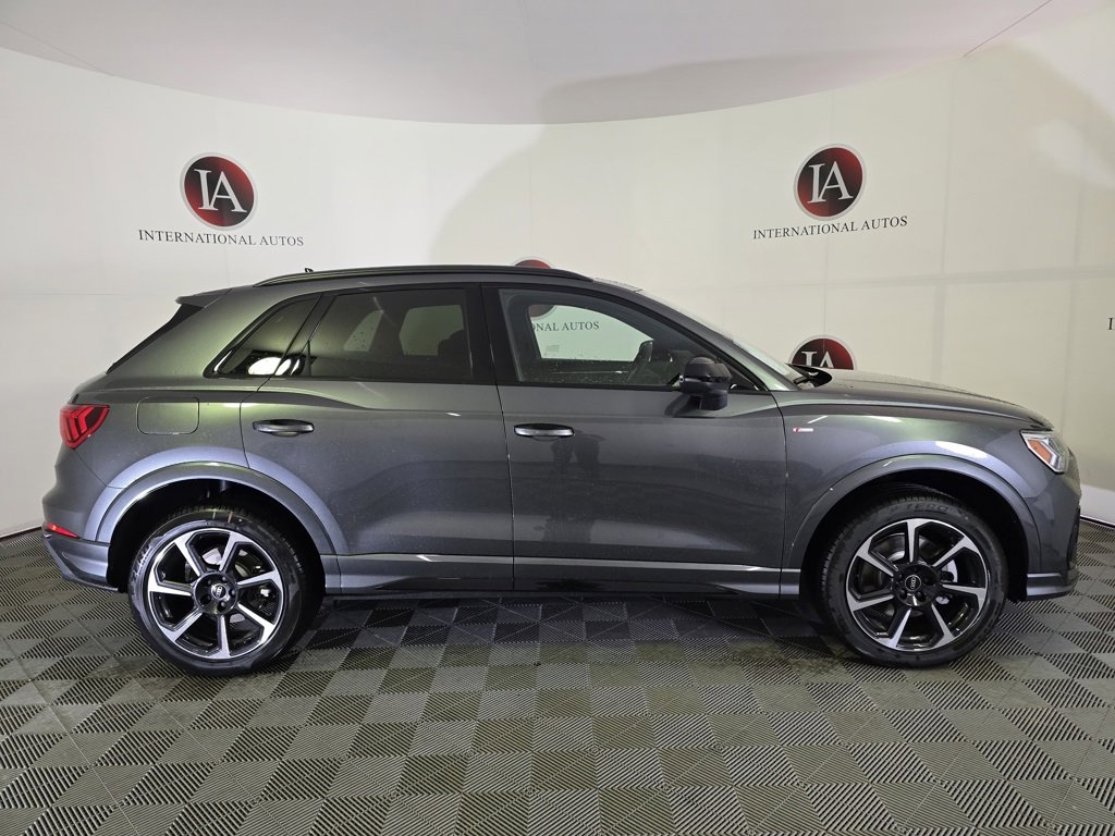 New 2025 Audi Q3 2.0T Premium Plus image 3