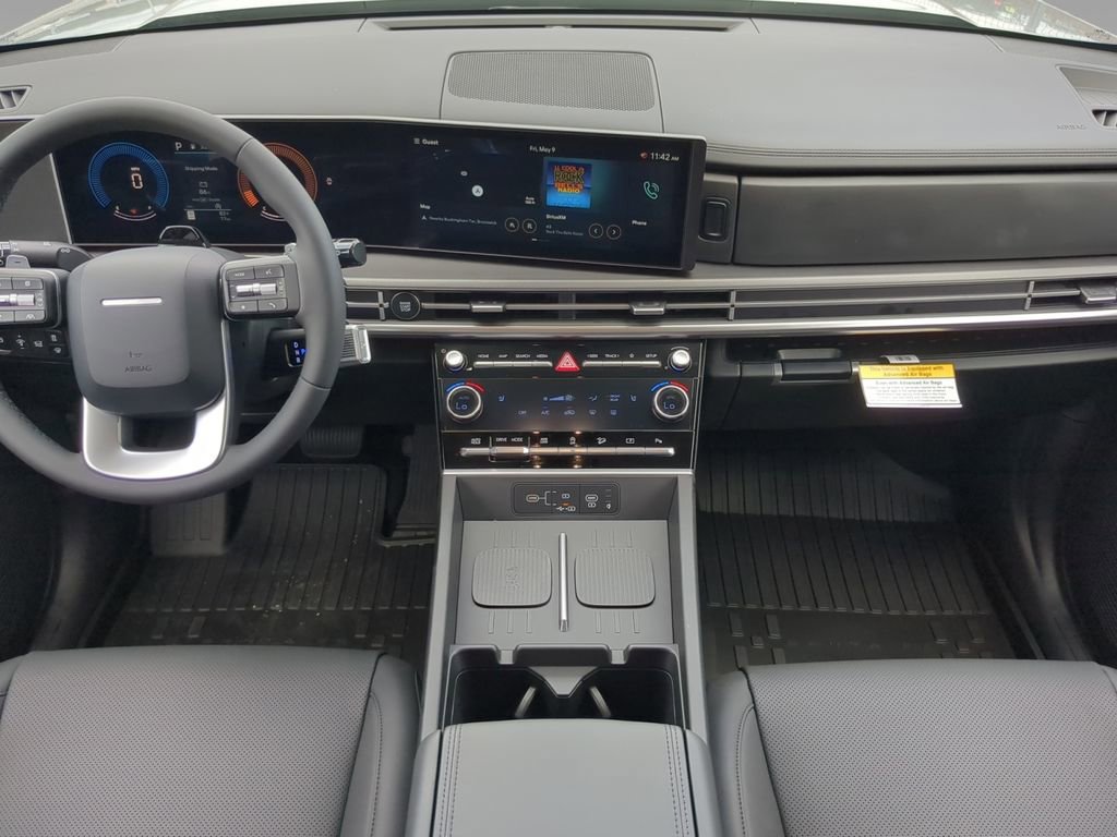 New 2025 Hyundai Santa Fe XRT image 17