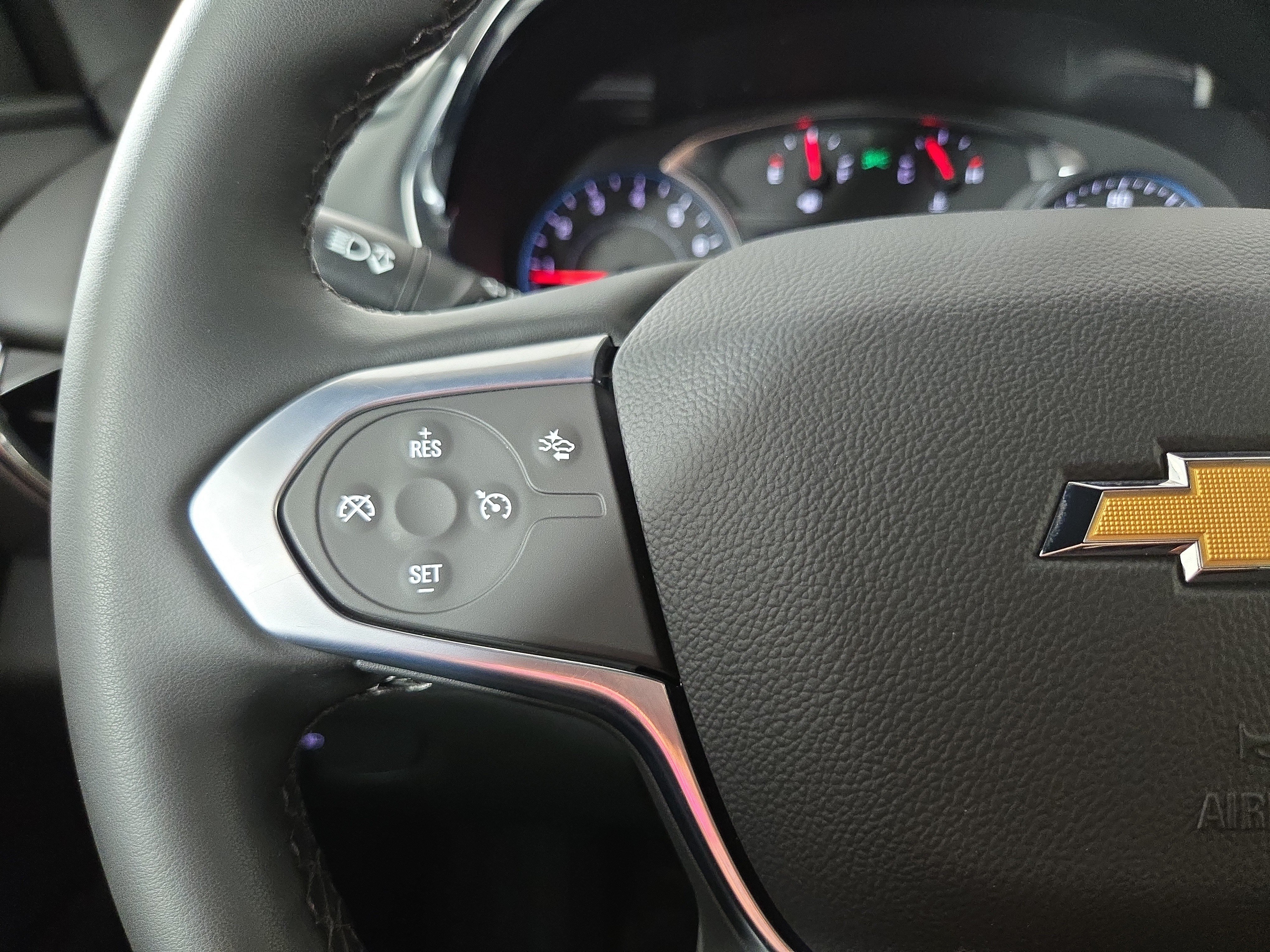 Certified 2023 Chevrolet Traverse LT FWD image 16