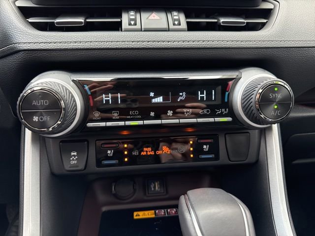Used 2025 Toyota RAV4 Limited w/ Advanced Technology Package image 15