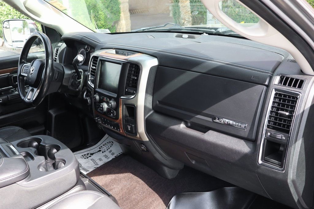 Used 2013 RAM 1500 Laramie w/ Convenience Group AWD/4WD image 44