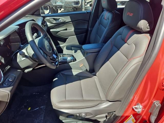 New 2026 Chevrolet Trax RS w/ Sunroof Package FWD image 18