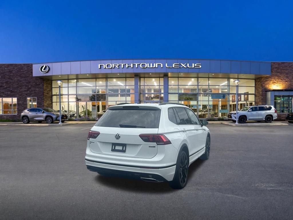 Used 2021 Volkswagen Tiguan SE R-Line AWD/4WD image 22