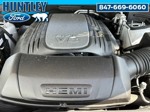 Used 2022 Dodge Durango R/T w/ Blacktop Package image 8