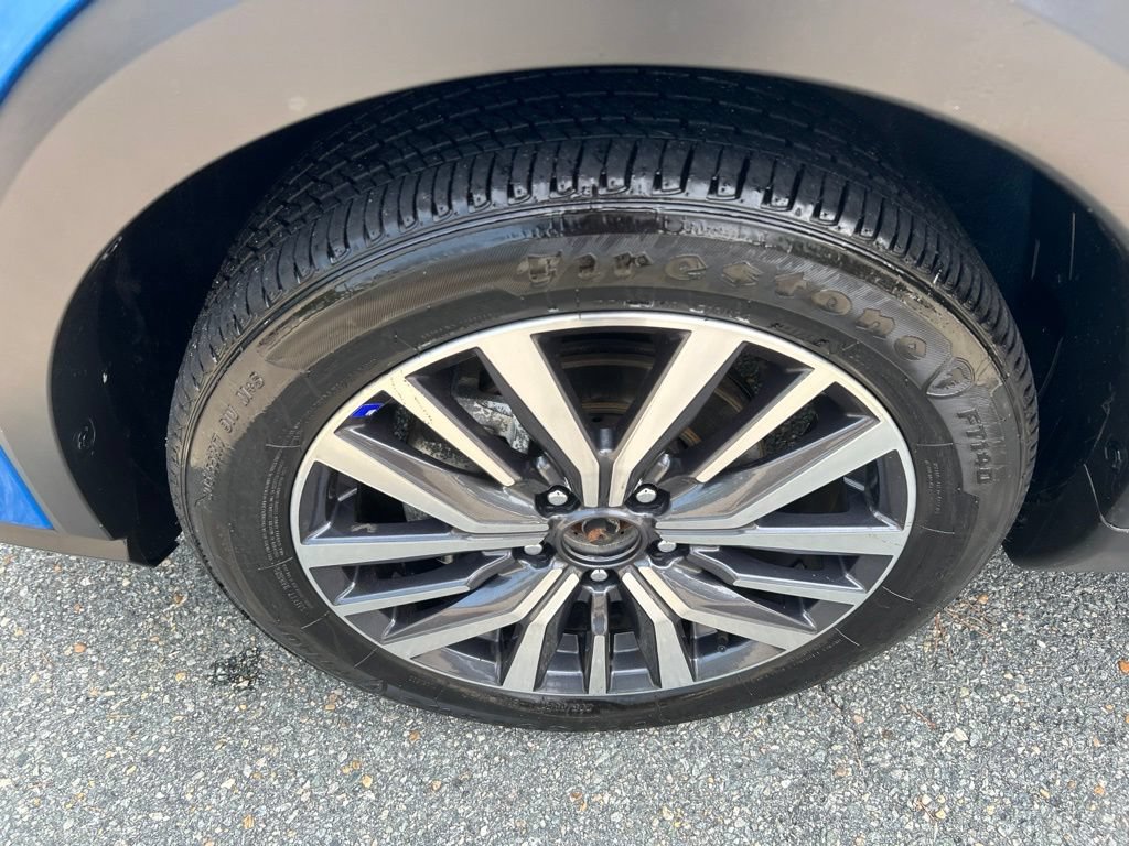 Used 2024 Nissan Kicks SR FWD image 12