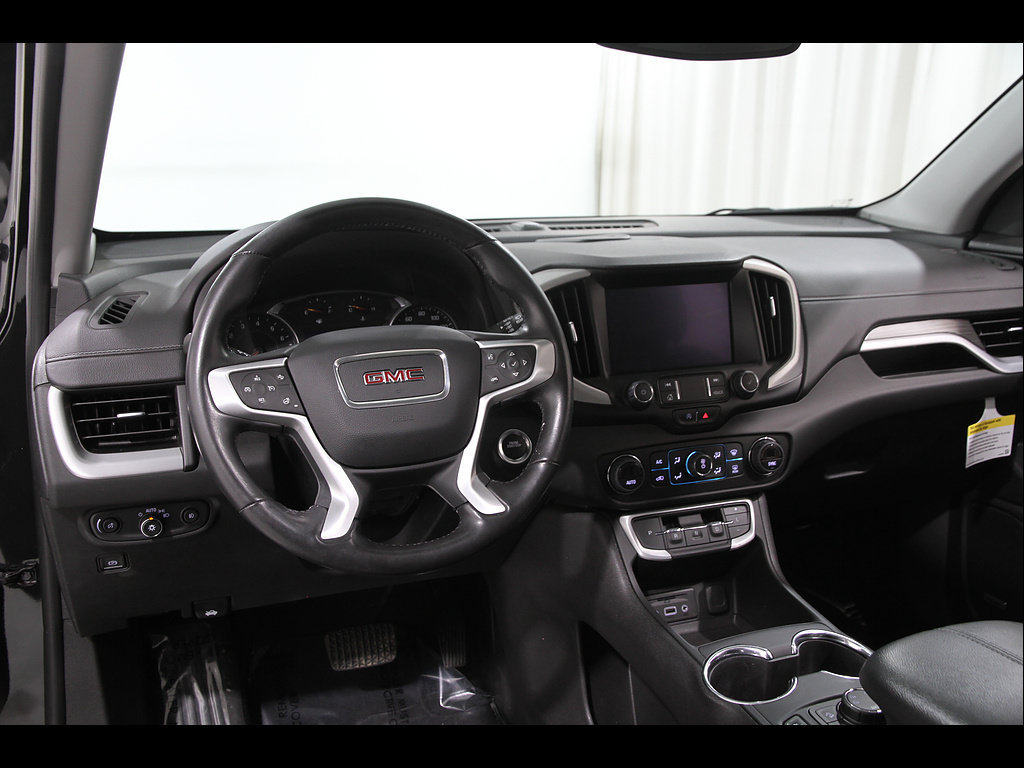 Certified 2022 GMC Terrain SLT w/ Infotainment Package II AWD/4WD image 6
