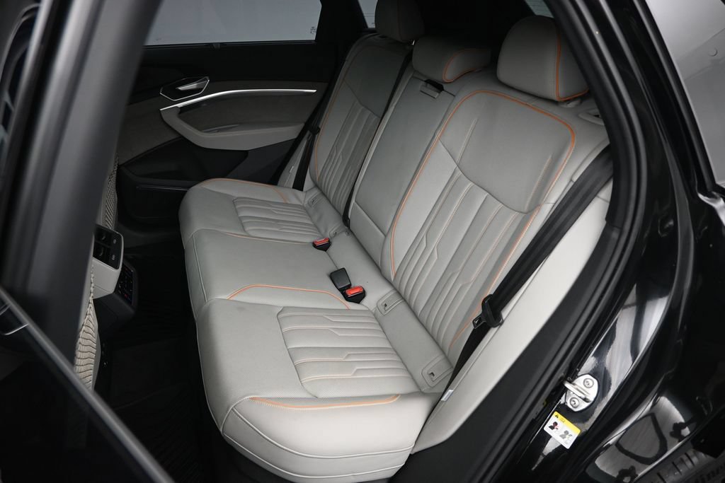 Used 2023 Audi e-tron Chronos w/ Chronos Package AWD/4WD image 13
