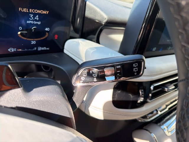 New 2027 Lincoln Aviator Reserve AWD/4WD image 28