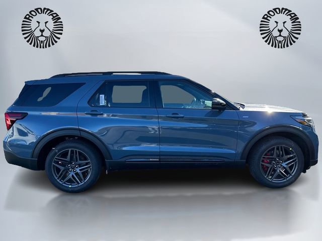 New 2026 Ford Explorer ST-Line w/ ST-Line Street Pack image 4