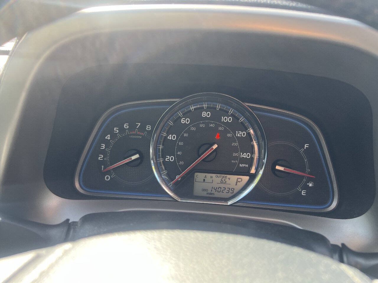 Used 2013 Toyota RAV4 Limited AWD/4WD image 16