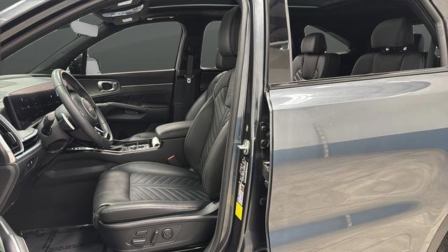 Used 2024 Kia Sorento SX Prestige AWD/4WD image 9