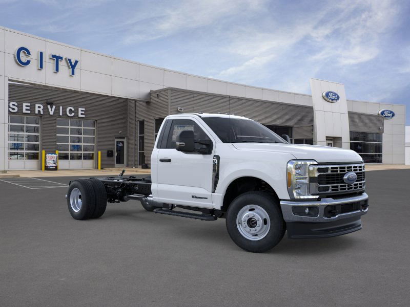 New 2025 Ford F350 XL w/ XL Chrome Package image 1