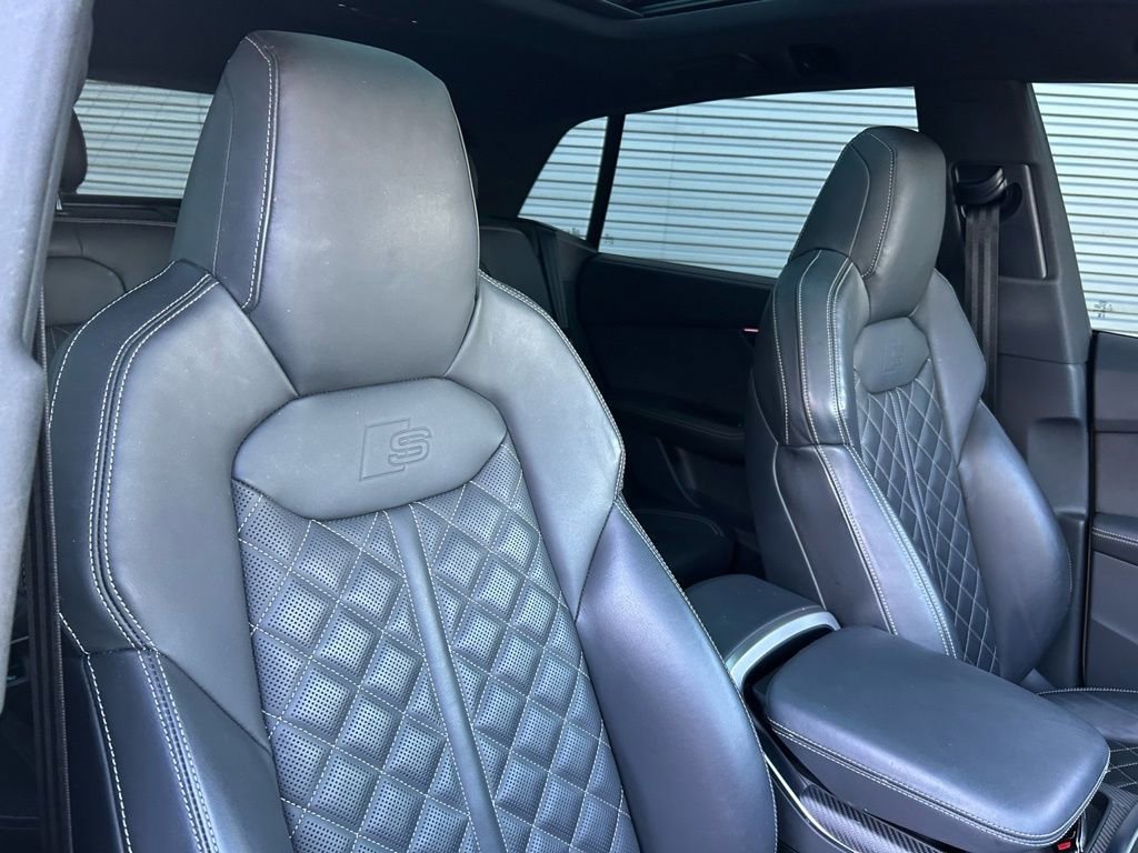 Used 2024 Audi SQ8 Prestige image 48
