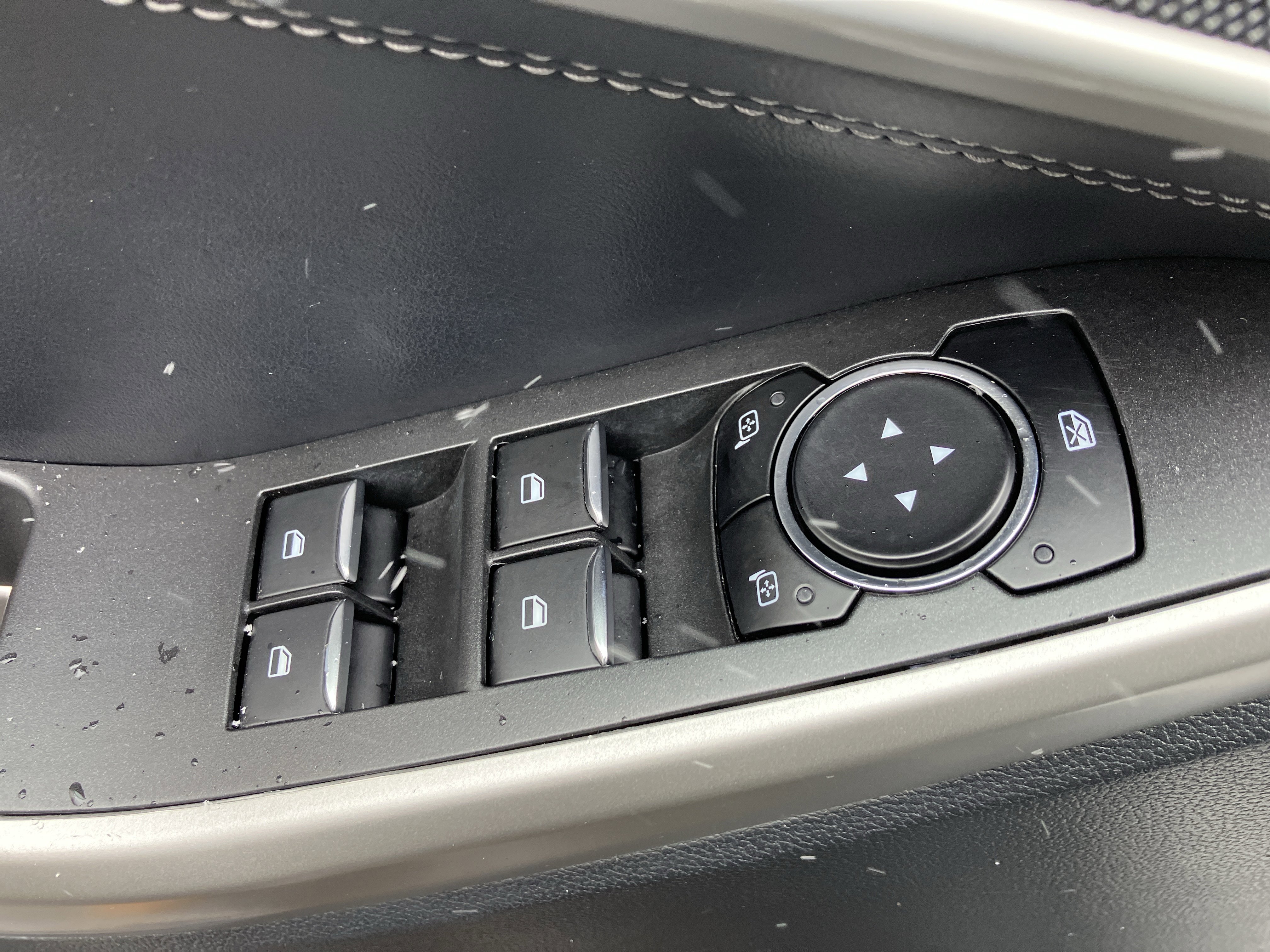 Certified 2022 Ford Explorer XLT w/ Equipment Group 202A image 20