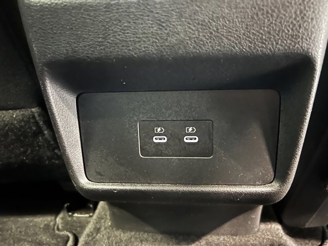 Used 2024 Nissan Rogue SV image 24