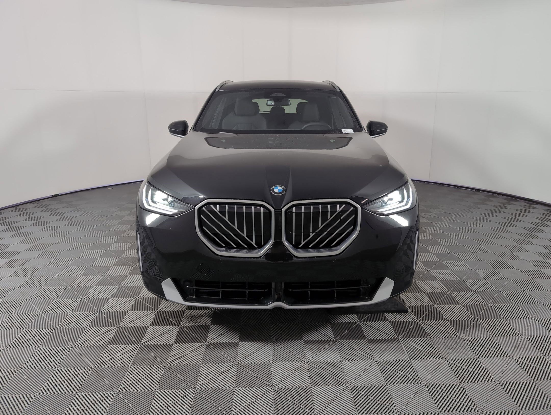 Used 2025 BMW X3 xDrive30i image 4