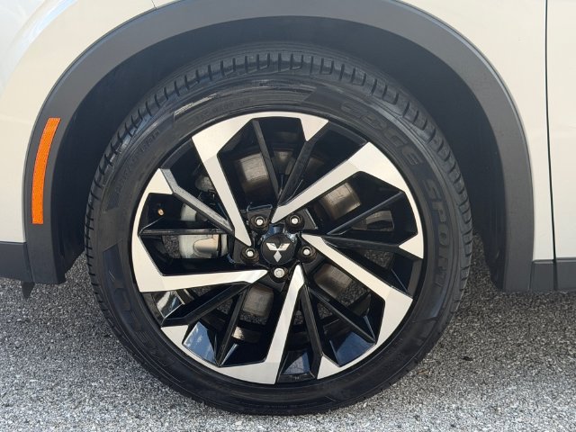 Used 2023 Mitsubishi Outlander SE AWD/4WD image 11