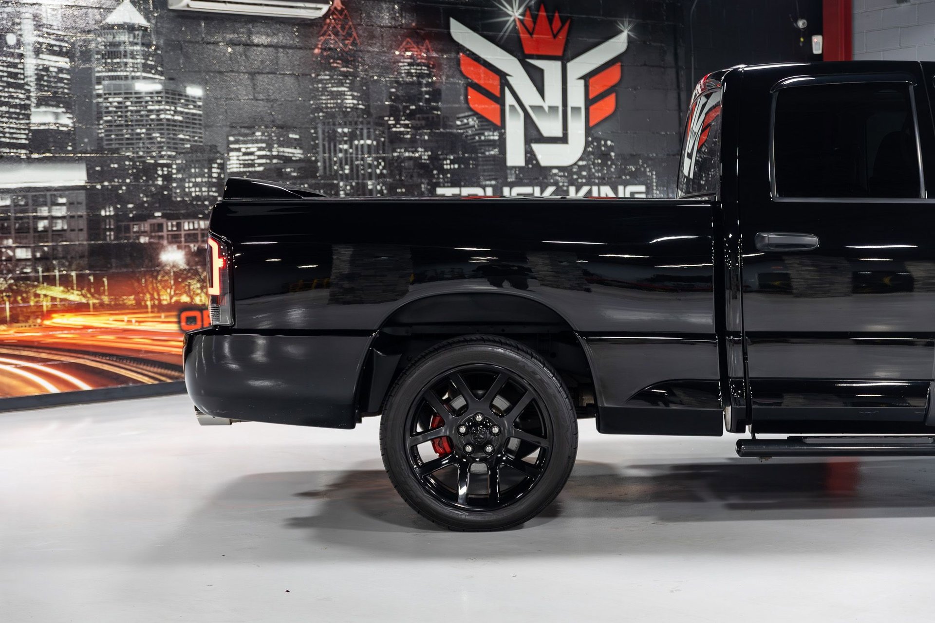 Used 2005 Dodge Ram 1500 Truck 2WD Quad Cab image 19