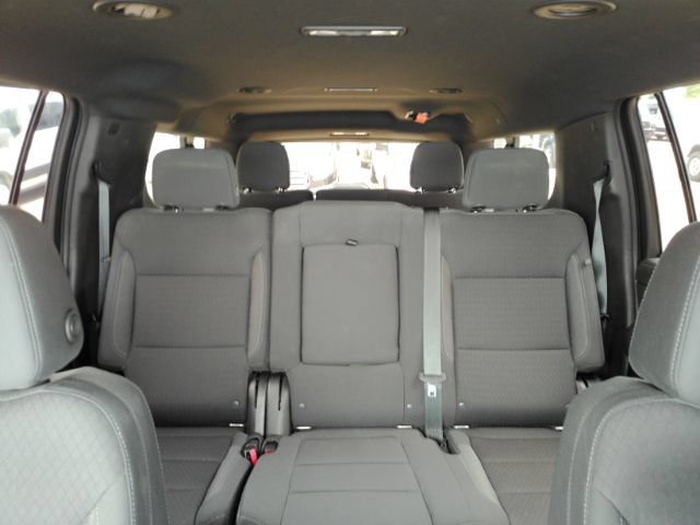 Used 2021 Chevrolet Suburban LS RWD image 34